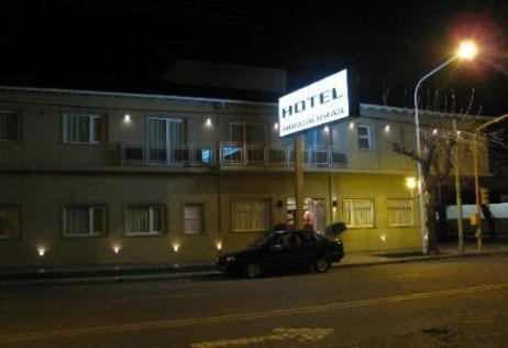 Hotel Mirasierras Tandil Esterno foto